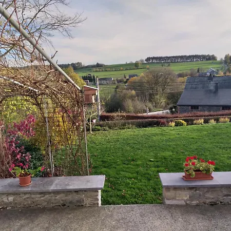 Semesterbostad Gite L'ecole De Ma Mere