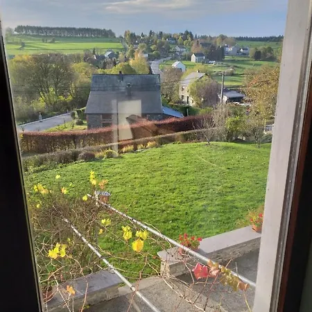 Semesterbostad Gite L'ecole De Ma Mere